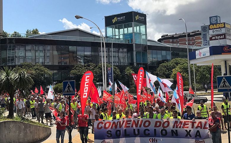 17-07-20 FolgaMetalManifaCorunha00.jpeg